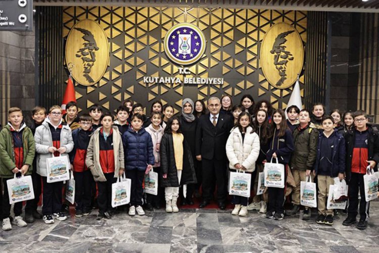 Kütahya'da öğrencilerden Başkan Işık'a park teşekkürü -