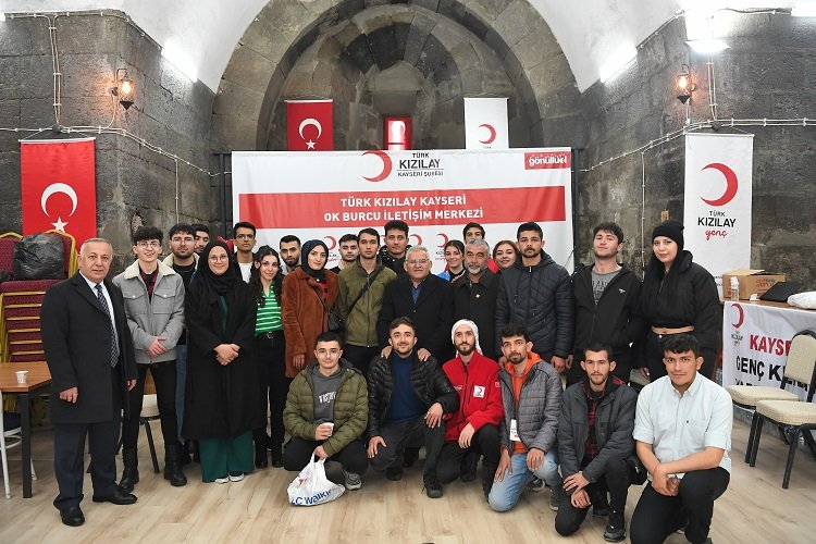 Kızılay Kayseri Ok Burcu Büyükkılıç'ı ağırladı -