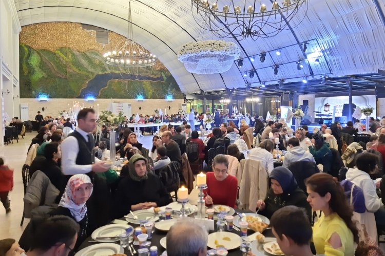 LÖSEV Bursa kanser hastalarıyla birlikte iftar yaptı -