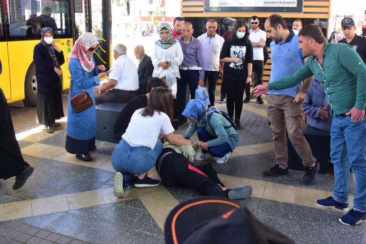 Malatya'da dikkat çeken tiyatro gösterimi -