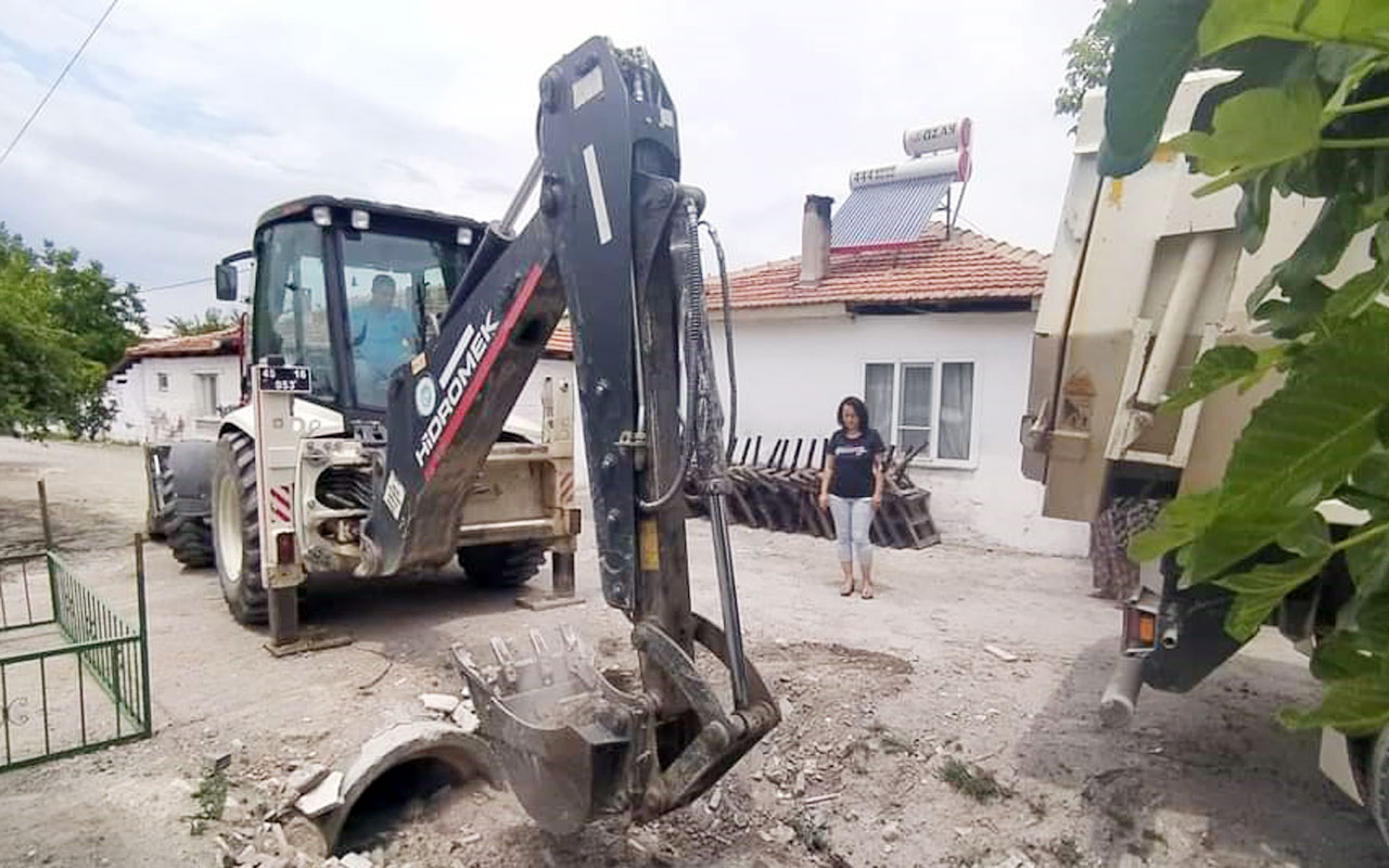 Manisa Akhisar’da dere temizlik çalışması