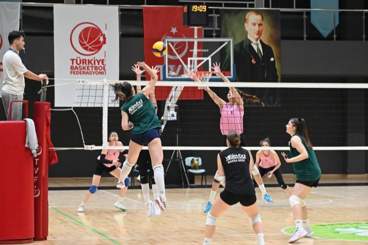 Manisa Büyükşehir Belediyespor Play-off'lara hazırlanıyor -