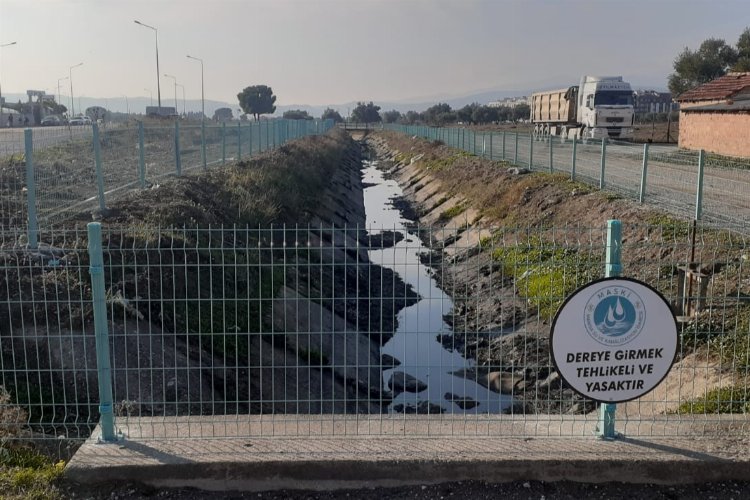 Manisa'da dere yatağı güvenli hale geldi 