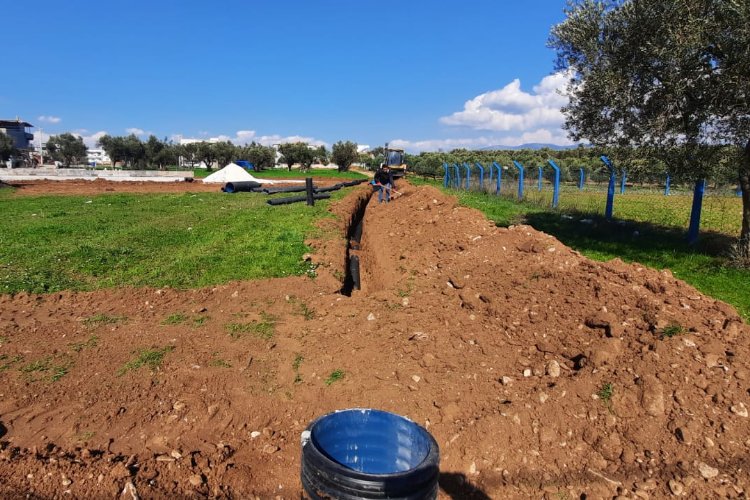 Manisa'da imara yeni açılan bölgede altyapı çalışması -