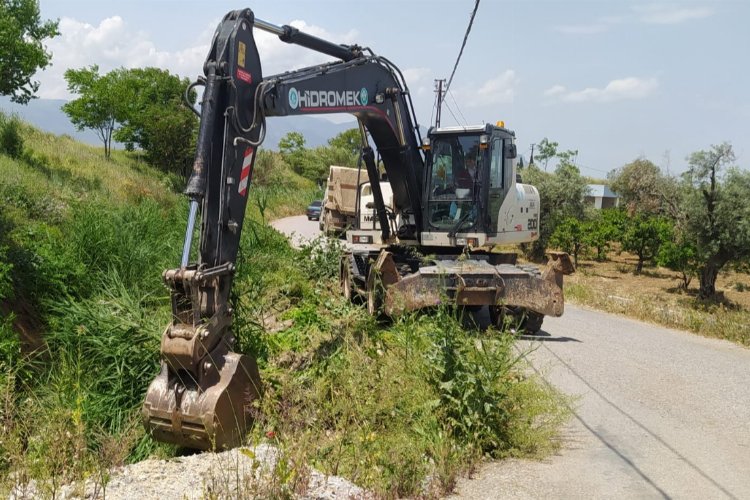 Manisa'da Maski'den dere temizliği -