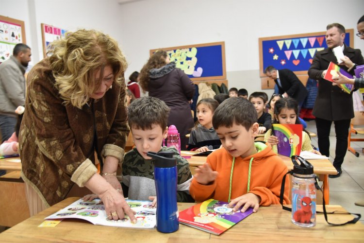 Manisa'da öğrencilerin karne sevinci ikiye katlandı -