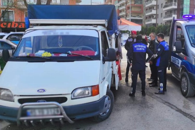 Manisa'da zabıta ekiplerinden denetim 