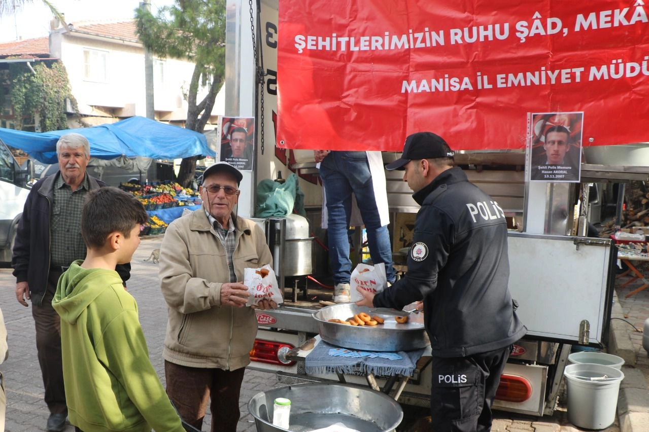 Manisa'dan şehit polis Hasan Akoral'a anma -