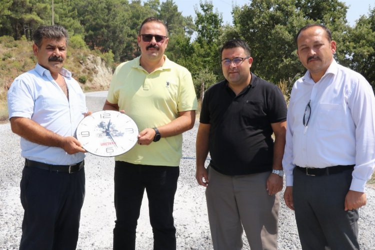 Manisa Gördeslilerden Büyükşehir'e yol teşekkürü -