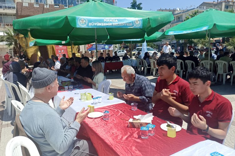 Manisa Turgutlulu şehitleri unutmadı -