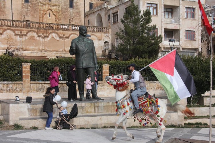 Mardin'de 5 dilde teröre ve İsrail’e tepki -