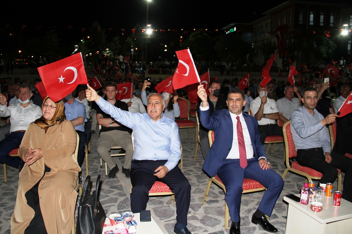 Mardin Yeşilli’de 15 Temmuz coşkusu