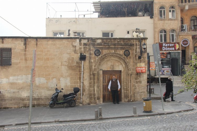 Mardinli esnaflar Pamuk Cami’sine minare talebinde bulundu -