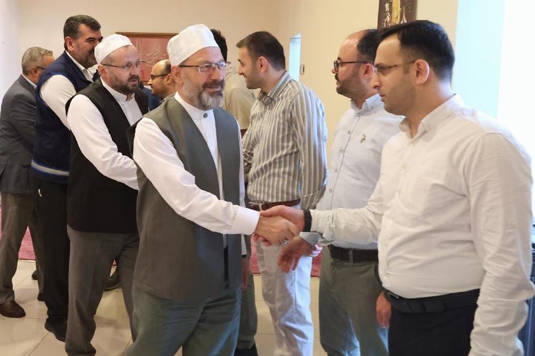 Mekke’de ekip başkanlıklarına Erbaş'tan ziyaret -