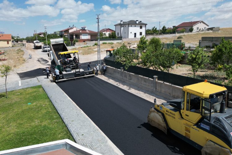 Melikgazi’ye kazandırılan yeni yollar vatandaşlara konfor sağlıyor -