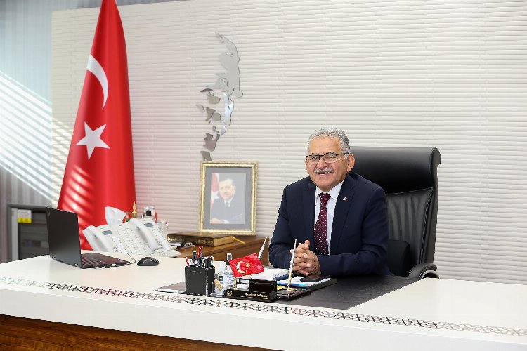 Memduh Büyükkılıç'tan 'yerli malı' mesajı