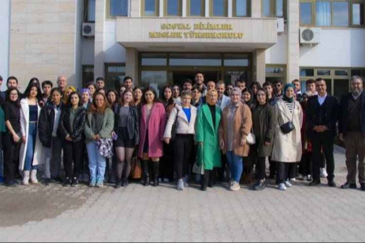 Mersin'de gençler, turizm sektörünün kapılarını aralıyor -