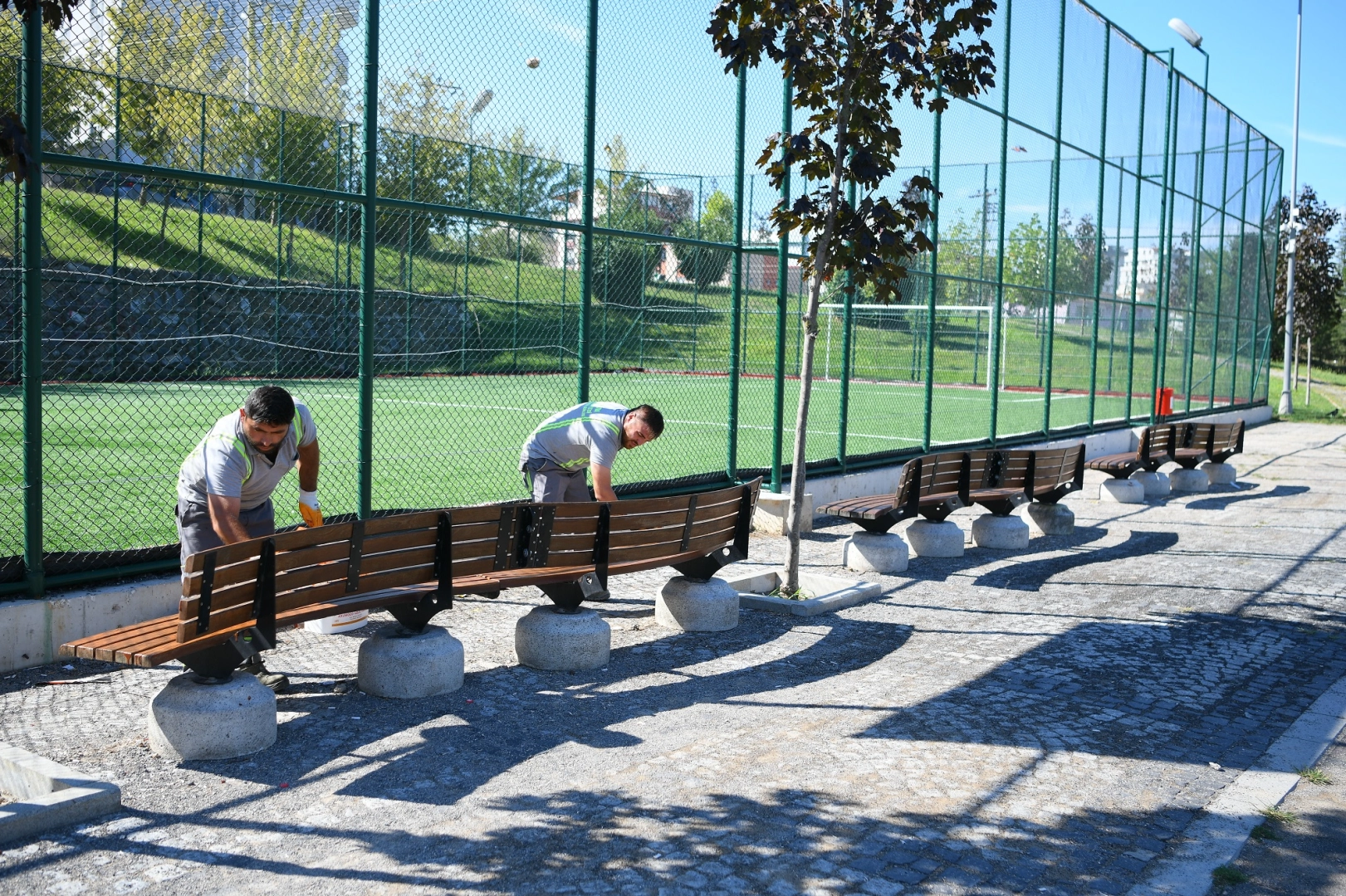 Mesire alanları ve parklarda bakım çalışması -