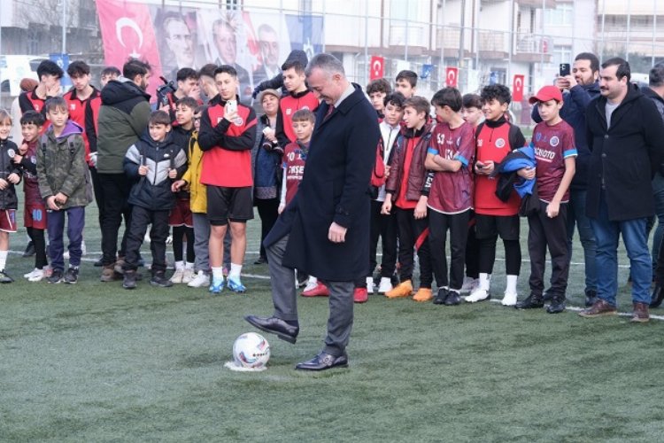 Minik futbolcular Başkan Büyükakın ile buluştu -