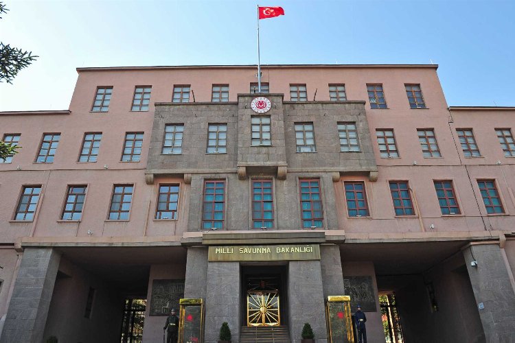 MSB: FETÖ ile mücadeleyi sürdürüyoruz -