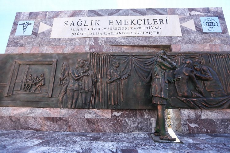 Muğla'da 'Sağlık Emekçileri' anıtlaştı -