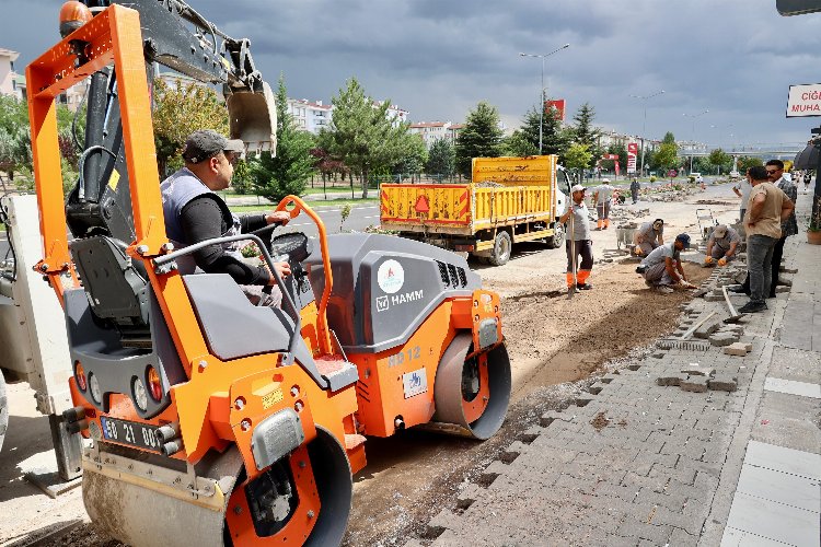 Nevşehir'de belediye ekiplerinden yoğun mesai -