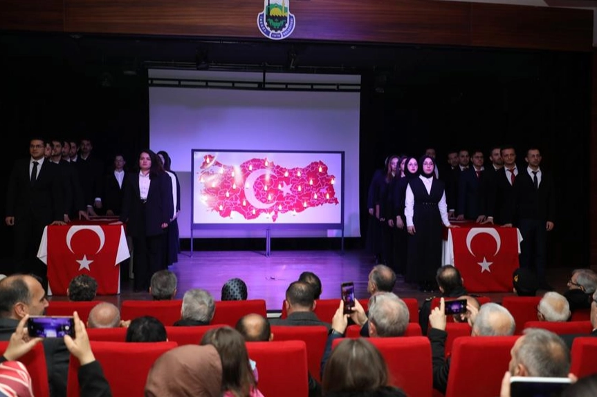 Öğretmenler Günü Bursa İnegöl'de de törenlerle kutlandı -