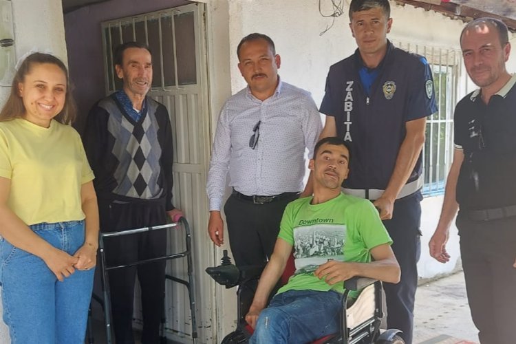 Oğuzhan ailesine Manisa'dan yüz güldüren ziyaret -