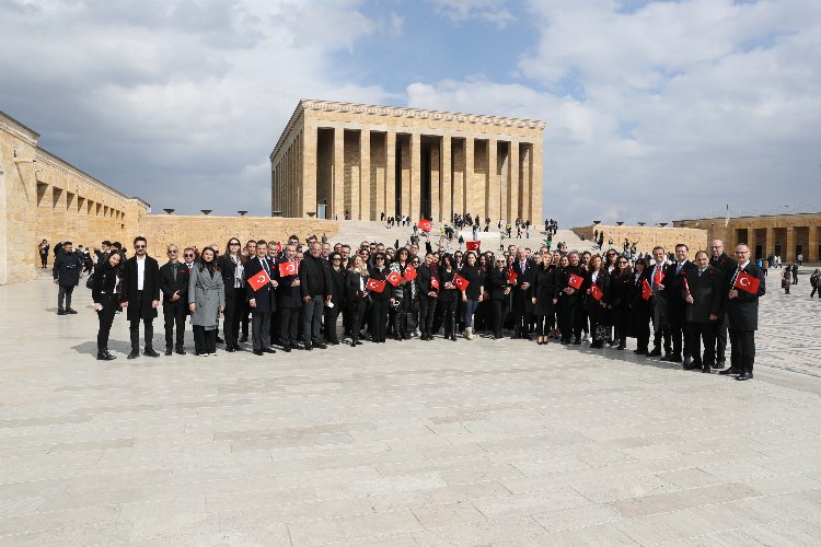 OPET, Dünya Kadınlar Günü’nde Ata’nın huzurundaydı -