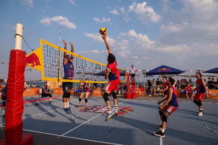 Red Bull Back Line heyecanı Mersin’de başladı -