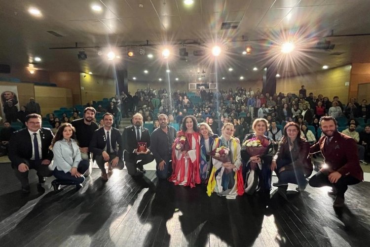 Rotary’den Eskişehir'de 'Sahneden Dayanışma' -