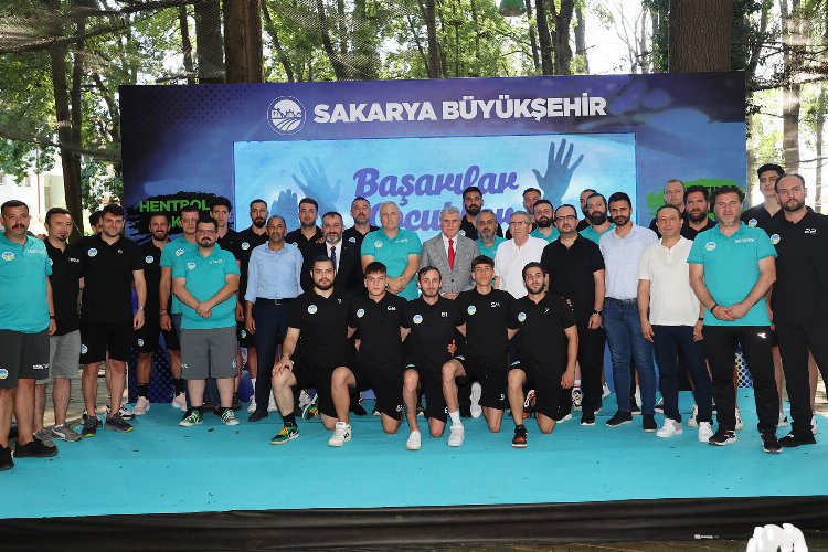 Sakarya, Avrupa ve Süper Lig’de fırtına gibi esecek -