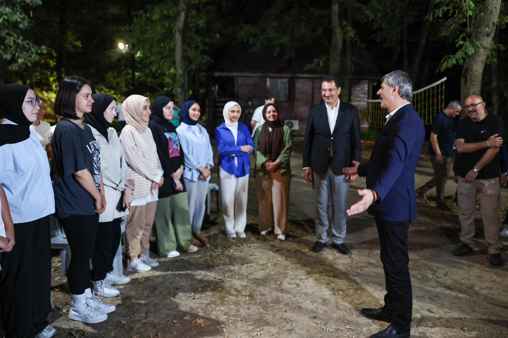 Sakarya'da Başkan Alemdar’dan kamp ateşi başında sohbet -