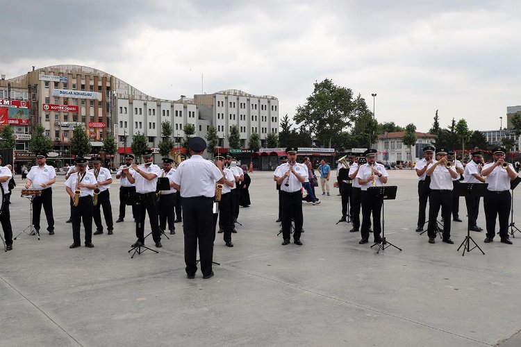 Sakarya'da Kent Orkestrası konserleri başladı -