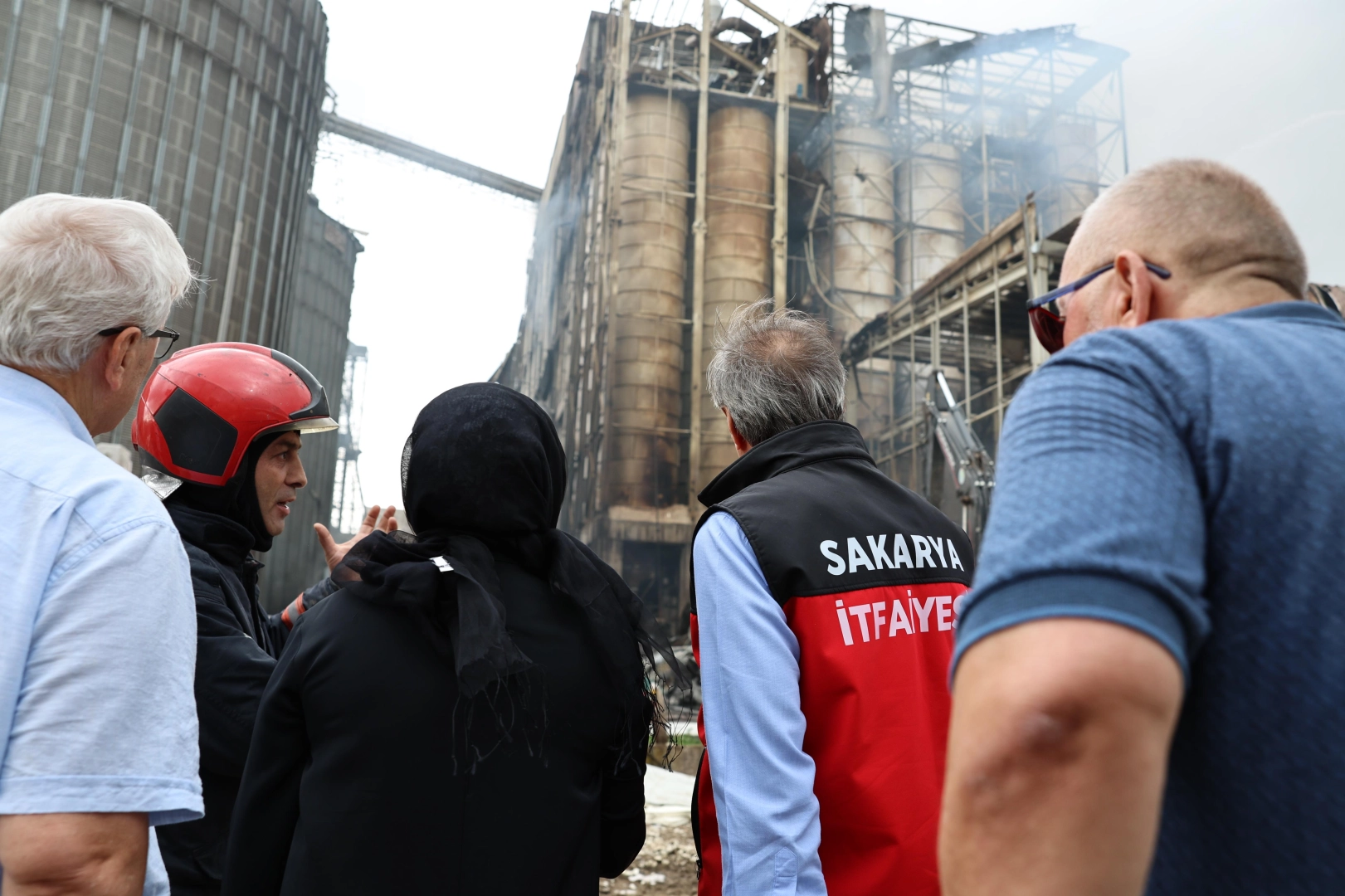 Sakarya Hendek'te patlama sonrası son durum... Son ana kadar bölgede olunacak -