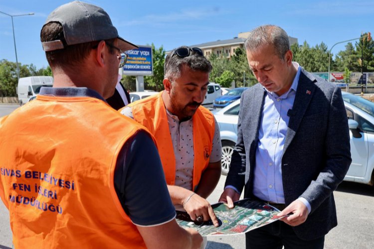 Sivas'ta Evciler Kavşağı'na yakın mercek -