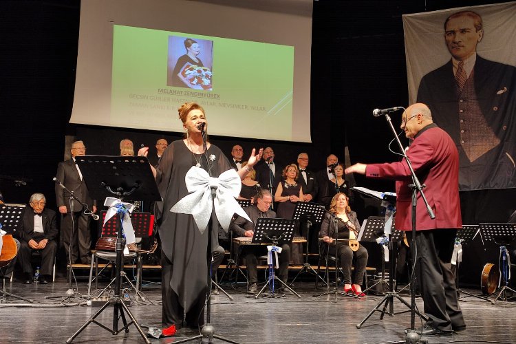 Smyrna Korosu'ndan muhteşem konser -