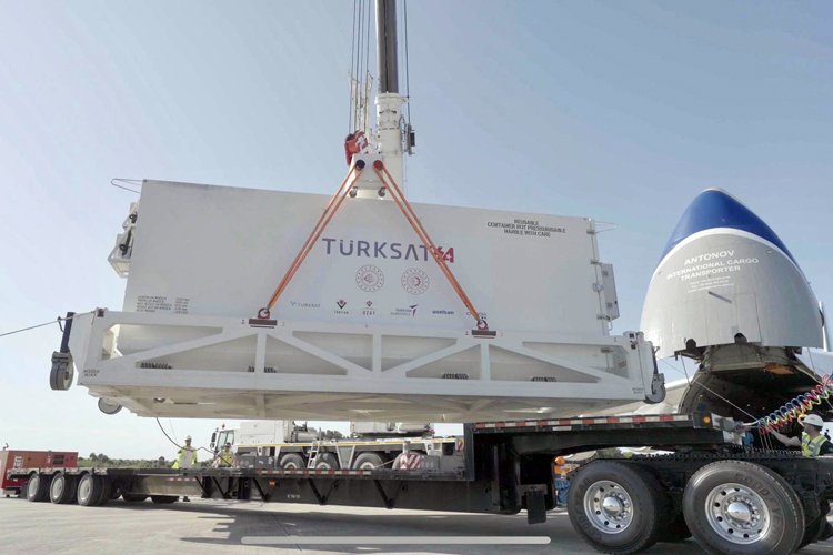 SpaceX'te Türksat 6A hazırlığı -