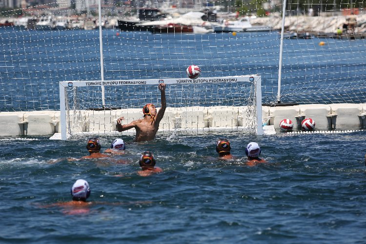 Sporcular Adalar'da kıyasıya yarışacak -