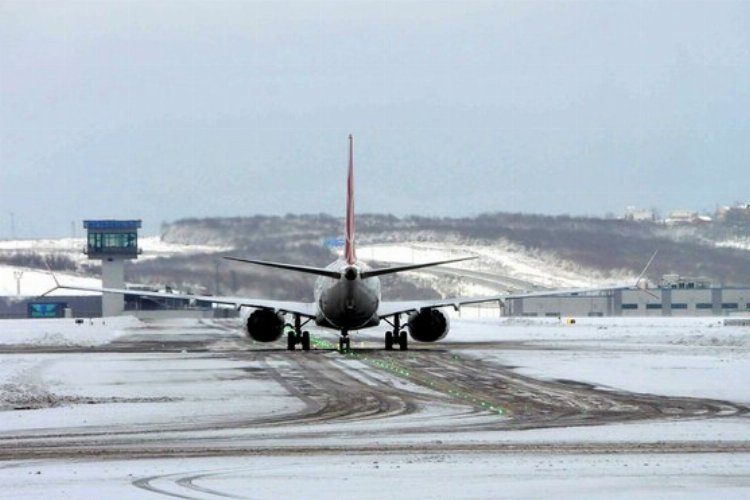 İstanbul Havaalanı'nda 'kar' teyakkuzu -