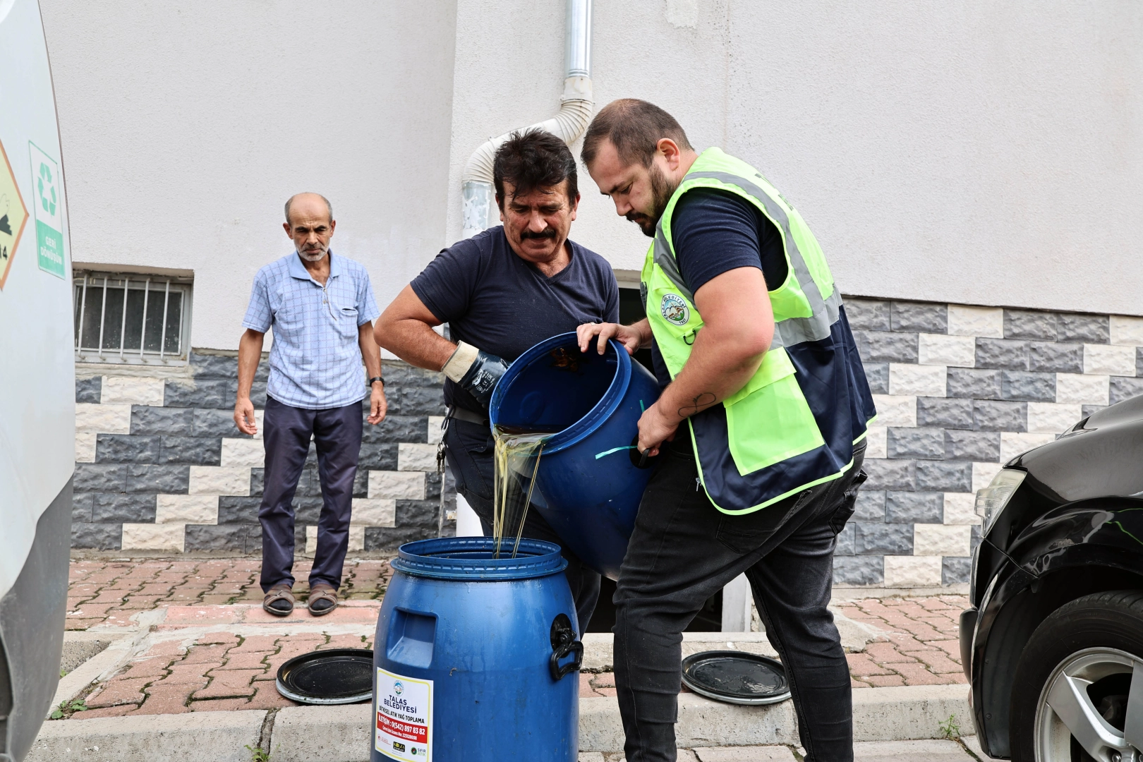 Talas'ta atık yağlar ekonomiye dönüşüyor -