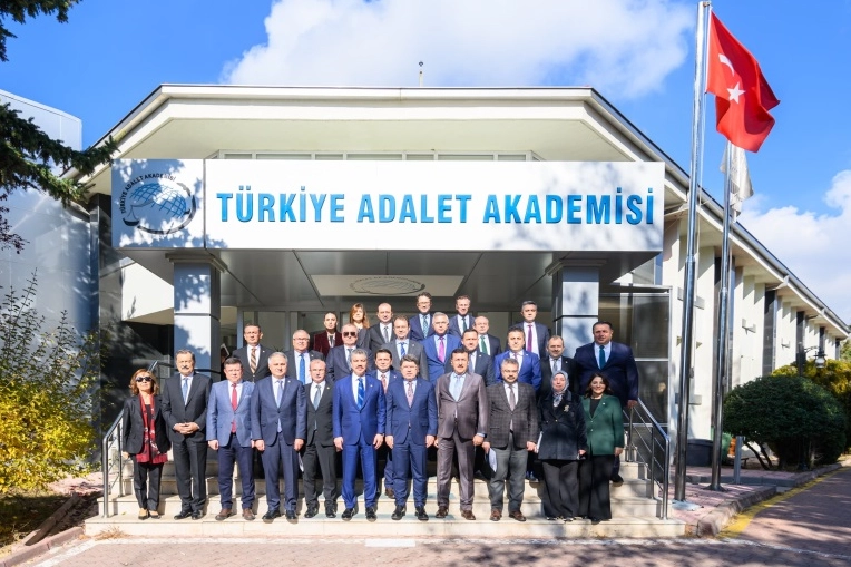 TBMM Adalet Komisyonu'ndan Adalet Akademisi'ne ziyaret -