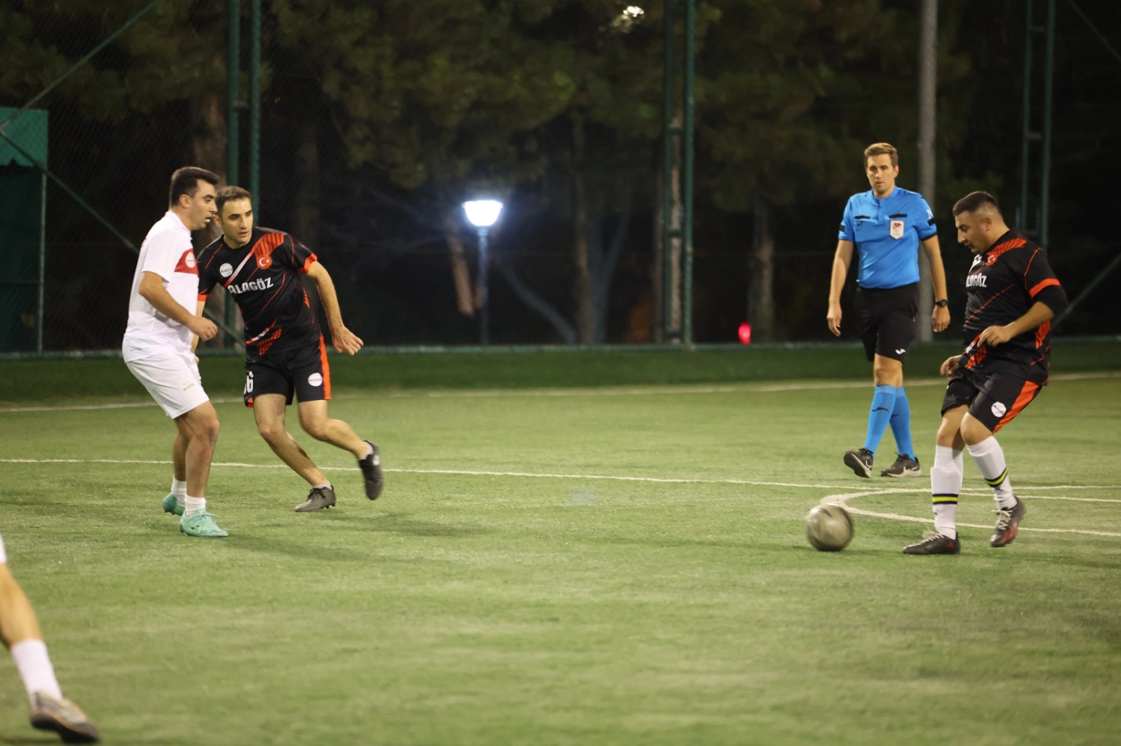 TBMM personelinden bir ay sürecek futbol turnuvası -