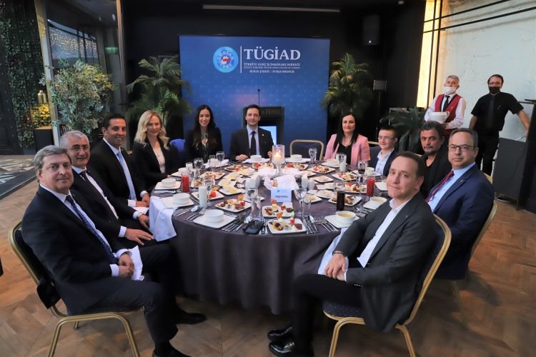 TÜGİAD Bursa'dan 'Down Kardeşliği Derneği' yararına iftar programı -