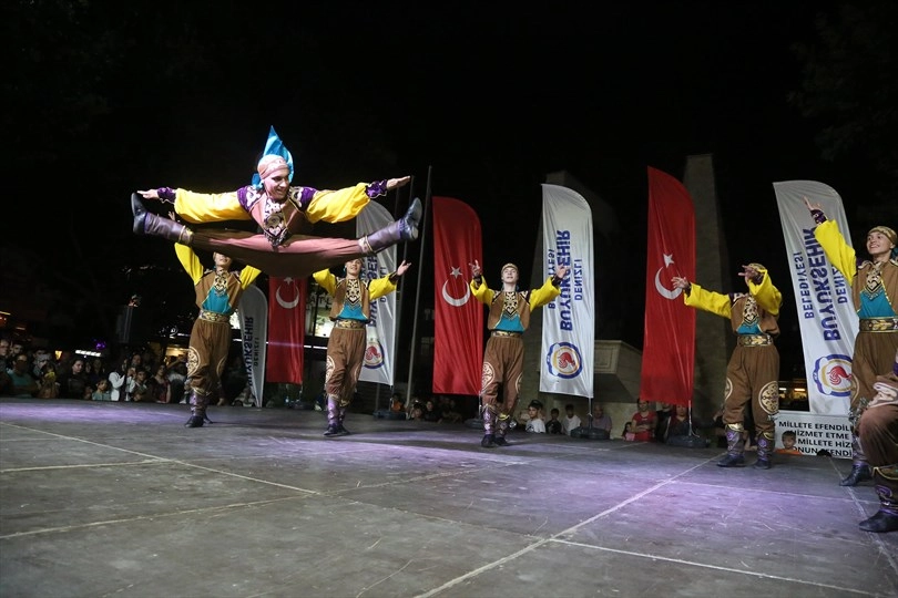 18. Uluslararası Halk Dansları Festivali başladı -