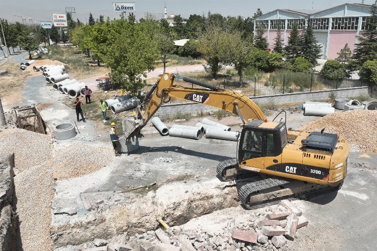 8 ayda Konya'nın altyapısına 162 kilometrelik şebeke -