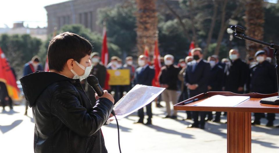 Milli duygulara Ege şivesi ile tercüman oldular