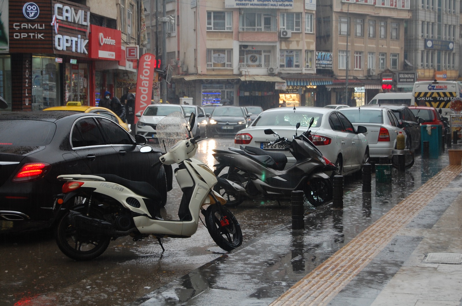 Kilis'te yağışlar üretici çiftçiyi sevindirdi