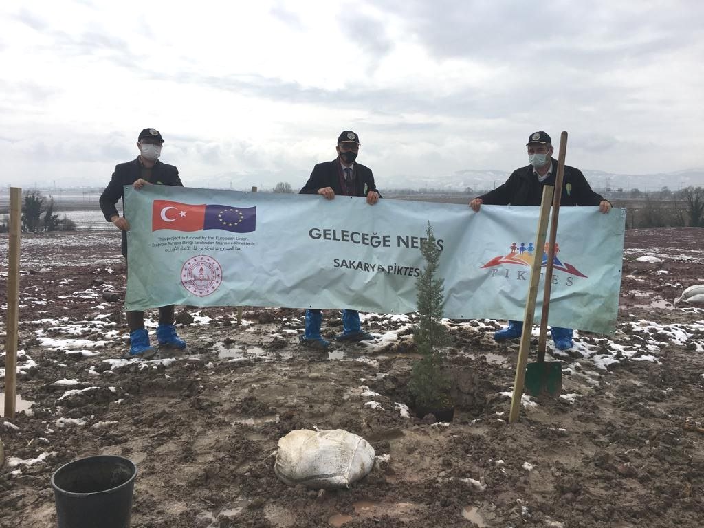 Sakarya'da PİKTES hatıra fidanları dikildi