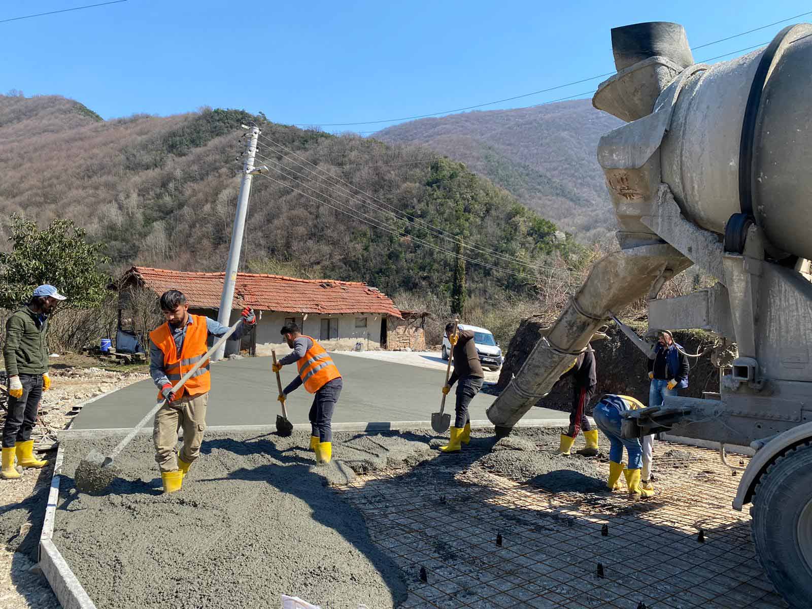 Kocaeli köy yollarına konfor getiriyor